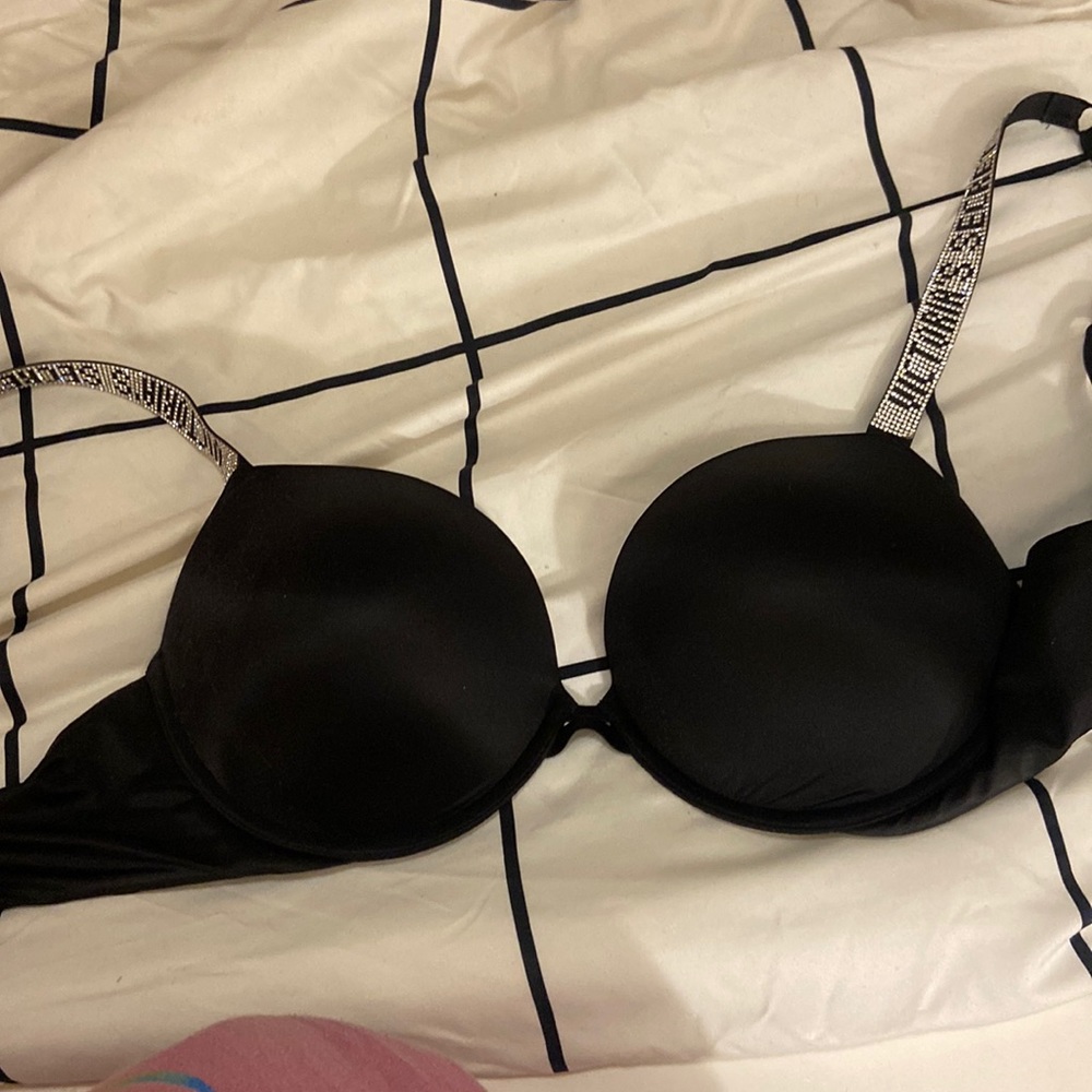 Victoria secret black shine strap push up bra 38C